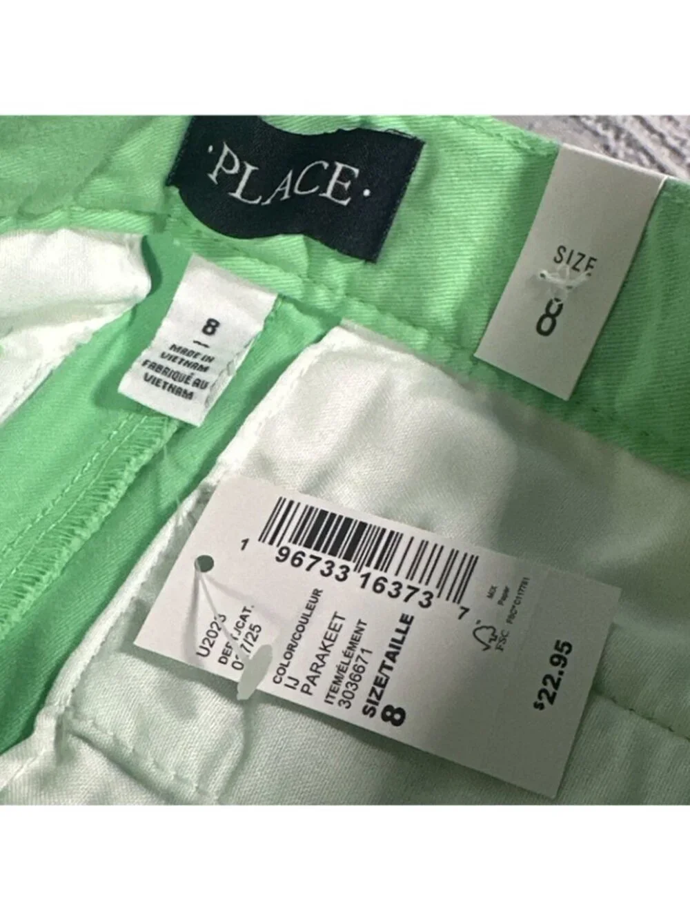 The Children's Place Boys Youth Size 8 Belted Chino Shorts Green Parakeet NEW